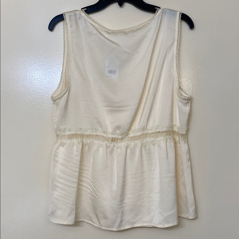 Tie Front Lace Trim Satin Tank Top - Picture 7 of 7